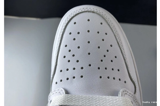 Cheap Husky Metallic 555088-106 AIR Jordan Retro 1 Navy (2016) 555088-106 1218